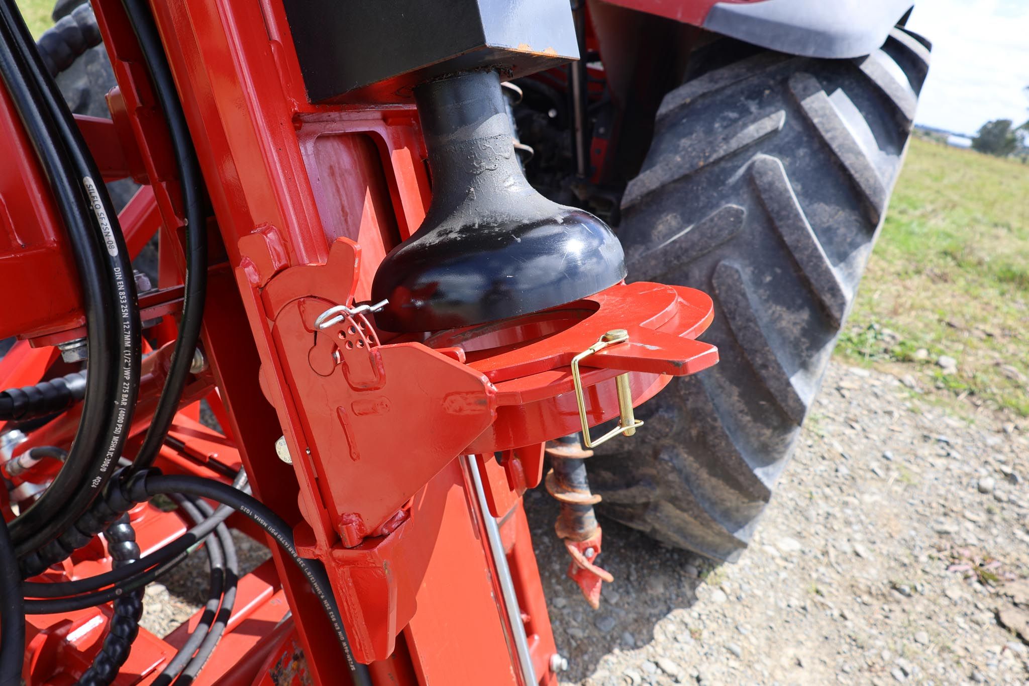 The Spitfire Type-R Post Steering System shown with a HD ring inserted